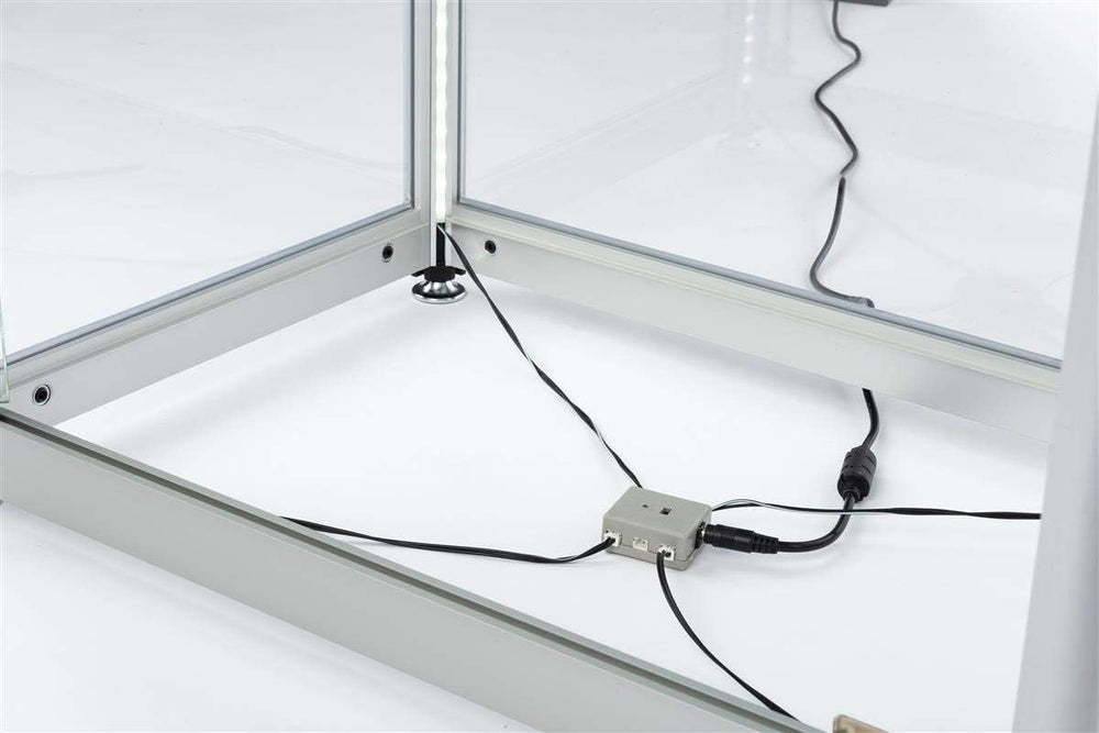 Displays2go Locking Glass Display Case, Illuminated, Silver