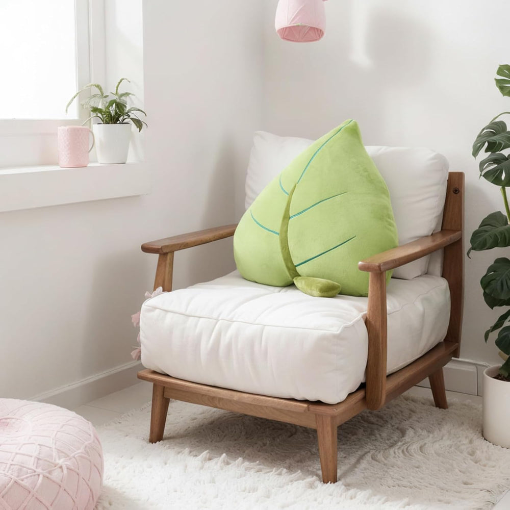 2 Pack 3D Leaf Decorative Leaf Throw Pillows Set