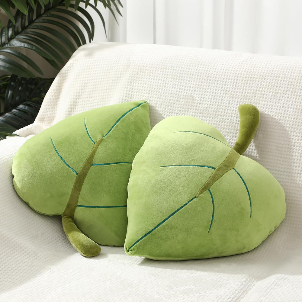 2 Pack 3D Leaf Decorative Leaf Throw Pillows Set