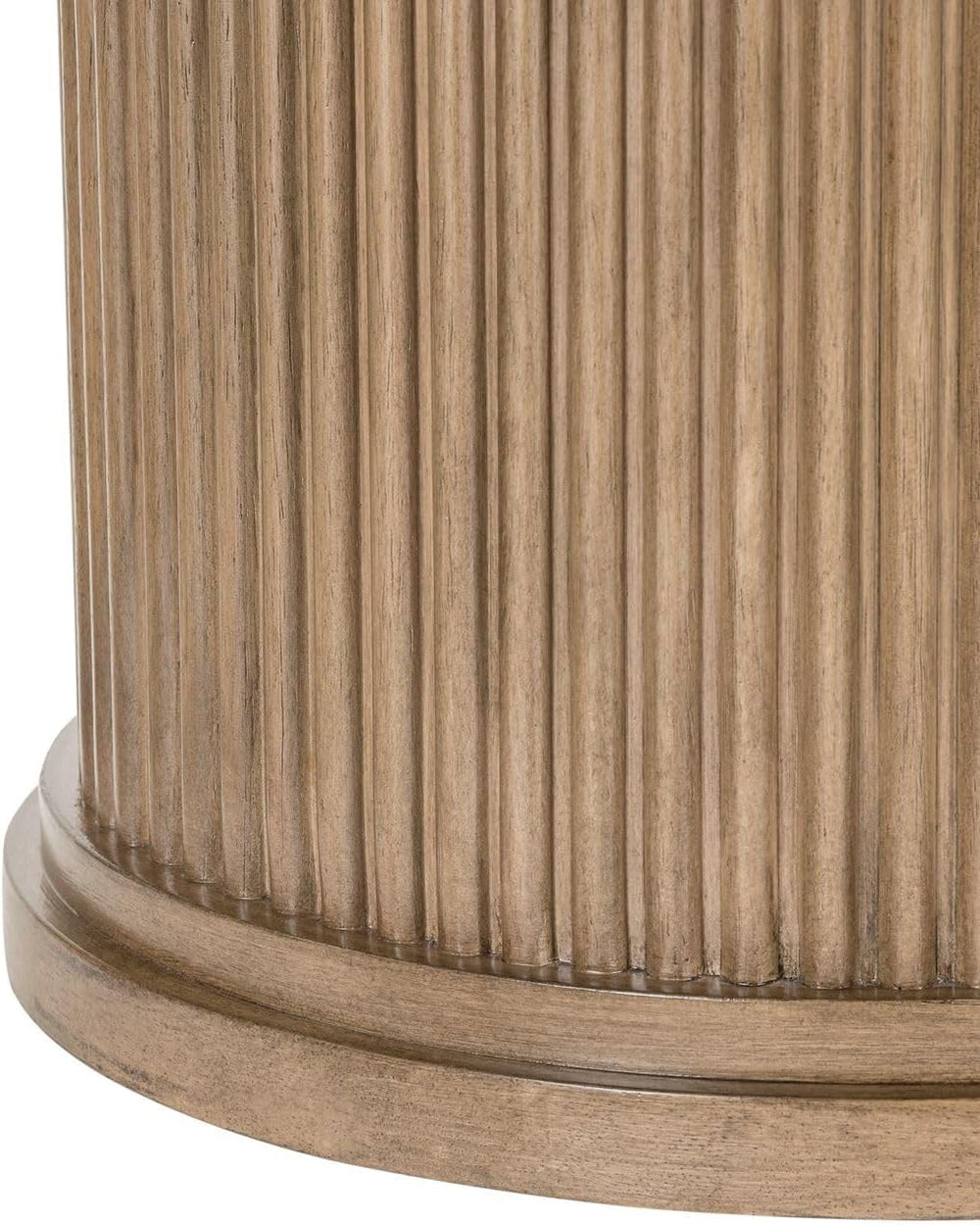 Liberty Furniture Haven Hills Round Chairside Table for Living Room Tradition...