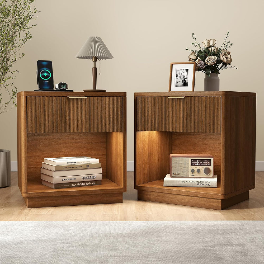 Miereirl Fluted Nightstand with Charging Station, Vintage Modern Night Stands...