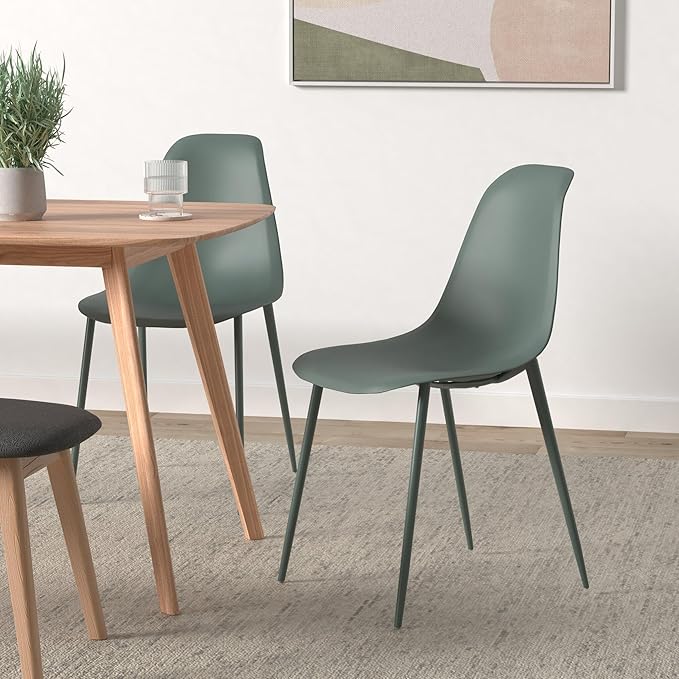 Poly & BARK Isla Modern Kitchen Chairs Set of 4 - Plastic Dining Chair wi...