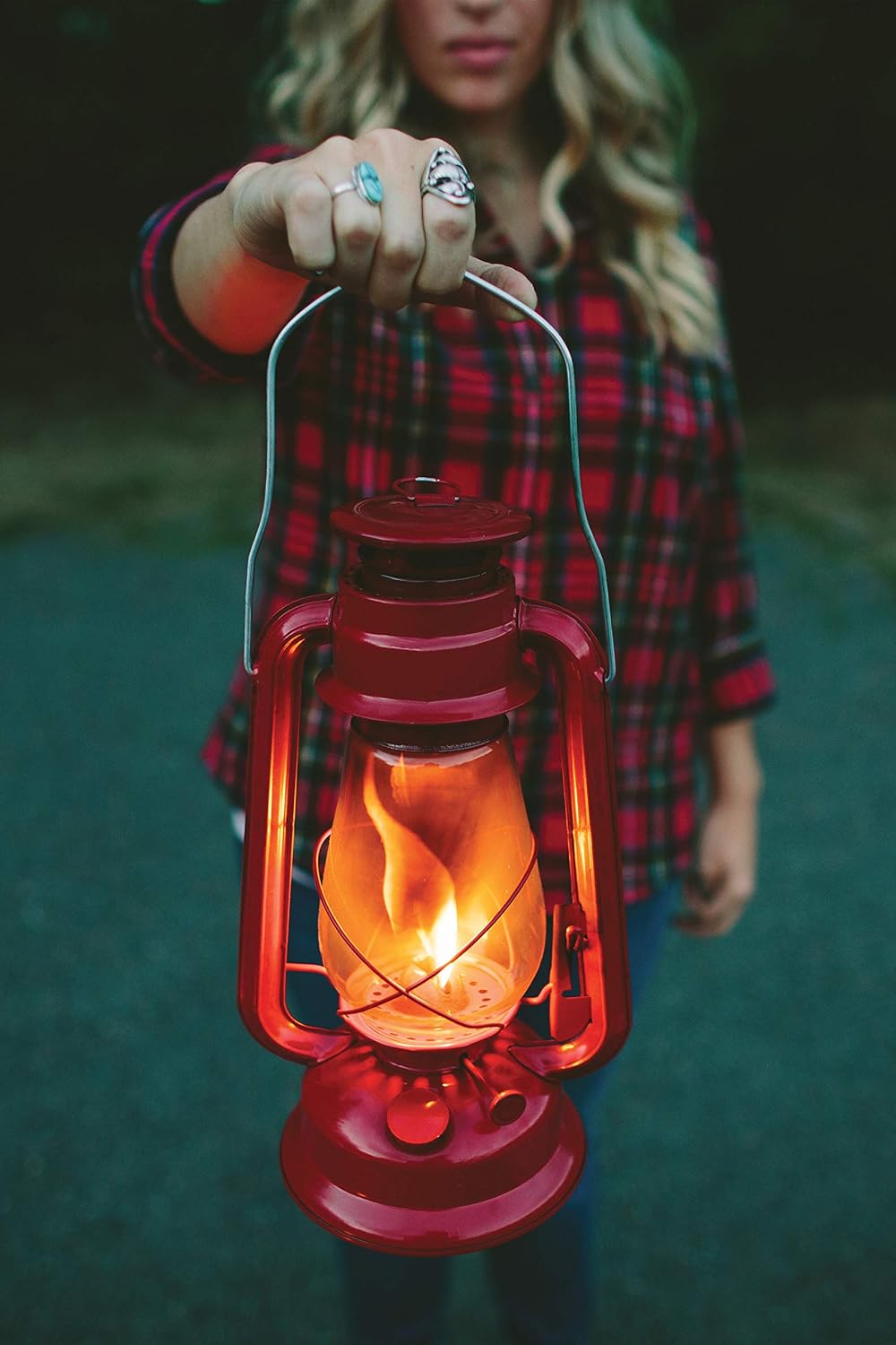 Stansport Hurricane Lantern – Classic Metal Kerosene Oil Lamp with Glass Glob...