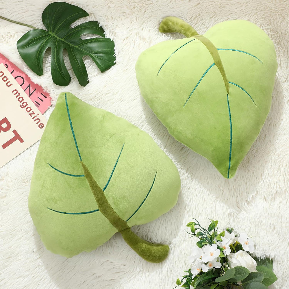 2 Pack 3D Leaf Decorative Leaf Throw Pillows Set