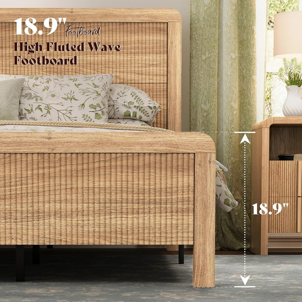AMERLIFE 3-Piece Modern Fluted King Bedroom Furniture Set, Natural Oak
