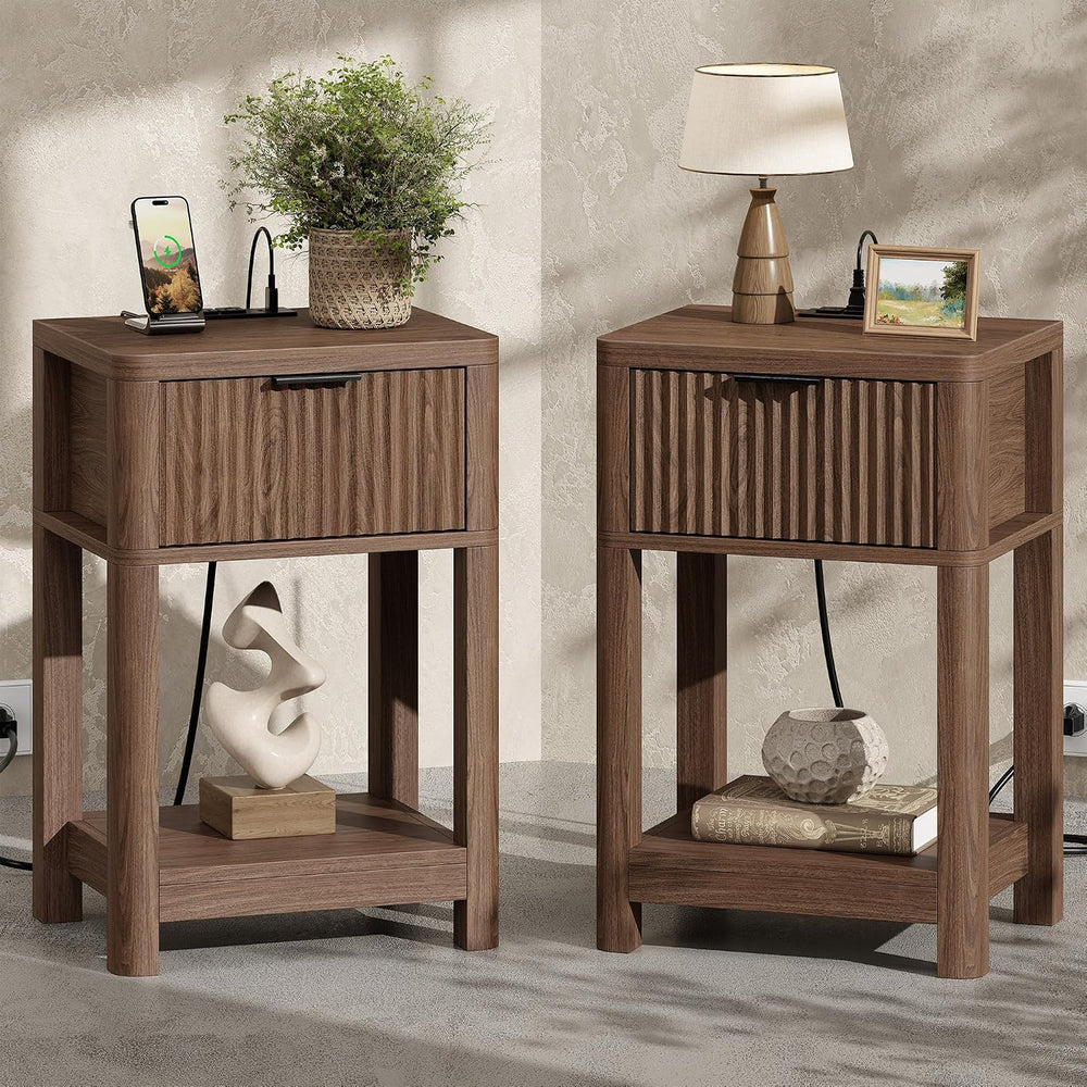 MECHYIN Nightstand Set of 2 with Charging Station, Fluted Bedside Table with ...