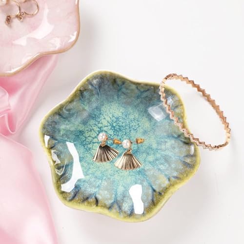 Ceramic Jewelry Dish,Leaf Jewelry Tray Key Tray,Jewelry Holder,Small Ring Dish Holder Jewelry Plate Trinket Dish Catchall Tray Nightstand Decor For Entryway Table Green Room Decor（Crystal Green）