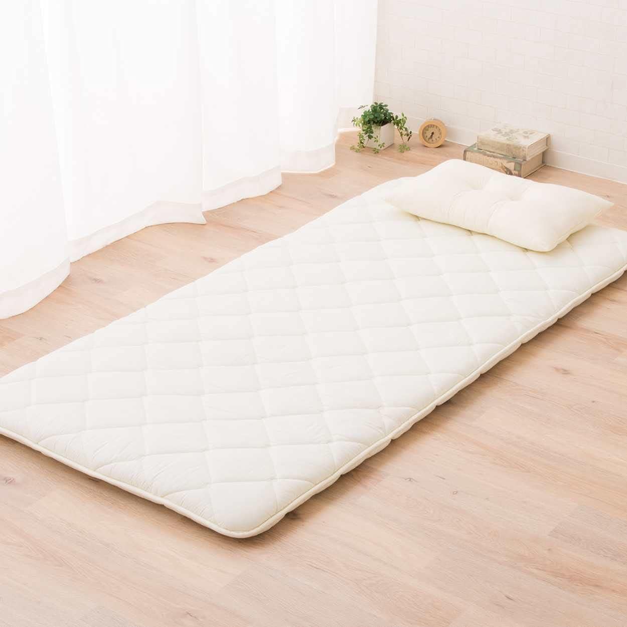 EMOOR Foldable Japanese Futon Mattress Topper CLASSE-Topper Tatami Floor Mattress, Twin Size (39x79in), Made in Japan