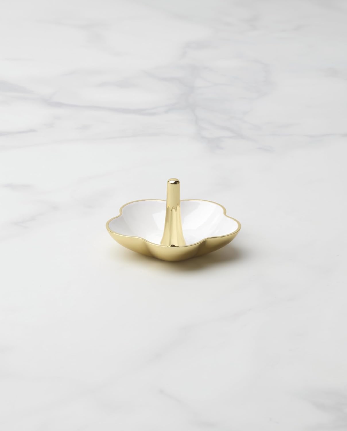 kate spade new york Make It Pop Metal Ring Dish, White