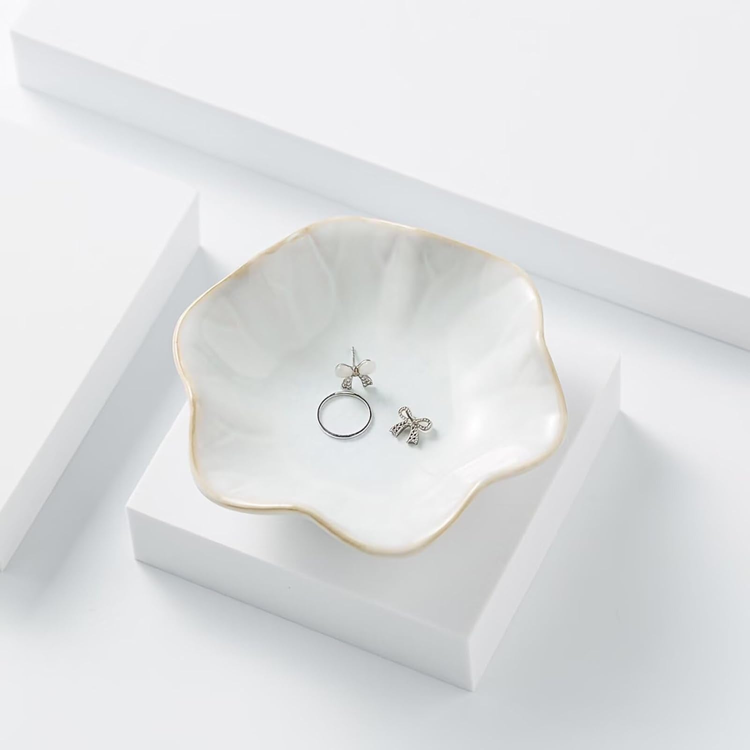 2Pcs Ceramic Jewelry Dish - Lotus Leaf Shape, for Ring Holder Necklace Small Key, Suitable for Mother Friend Sister, Gifts for Women, Cute Plate Trinket Tray, Home Decor (Green & White)