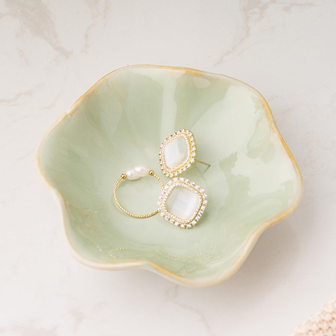 Mecaikru Ceramic Trinket Dish, Ring Tray, Decorative Jewelry Dish for Earrings Necklaces Watch Keys, for Women, White Green
