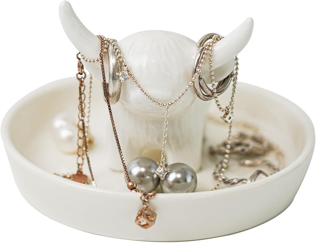 YOBRO Ceramic Highland Cow Ring Holder with Circular Tray, Farmhouse & Bohemian Style - Cute Unique Women Gifts, Jewelry Plate Organizer for Bathroom, Office, Home, Desk Decor