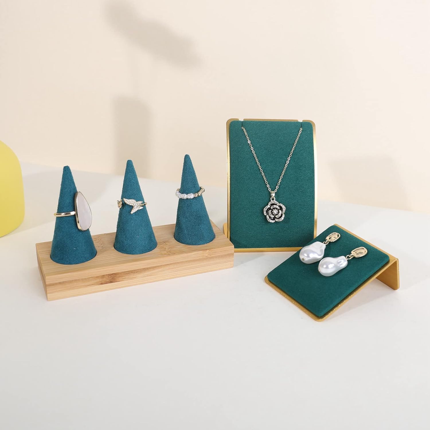 GemeShou Green Necklace display stand, Velvet Jewelry necklace display holder for selling, small metal earring neck storage organizer, online jewelry photography props【Green】