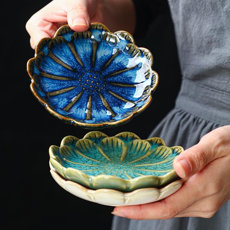 JAMEND CLXP Lotus Ring Holder Dish Small Indoor Ash Tray, Ceramic Dessert Plate Trinket Jewelry Holder Organizing Necklace Earrings for Parents Friends Sister, Blue. All Jewelries Are NOT Included.