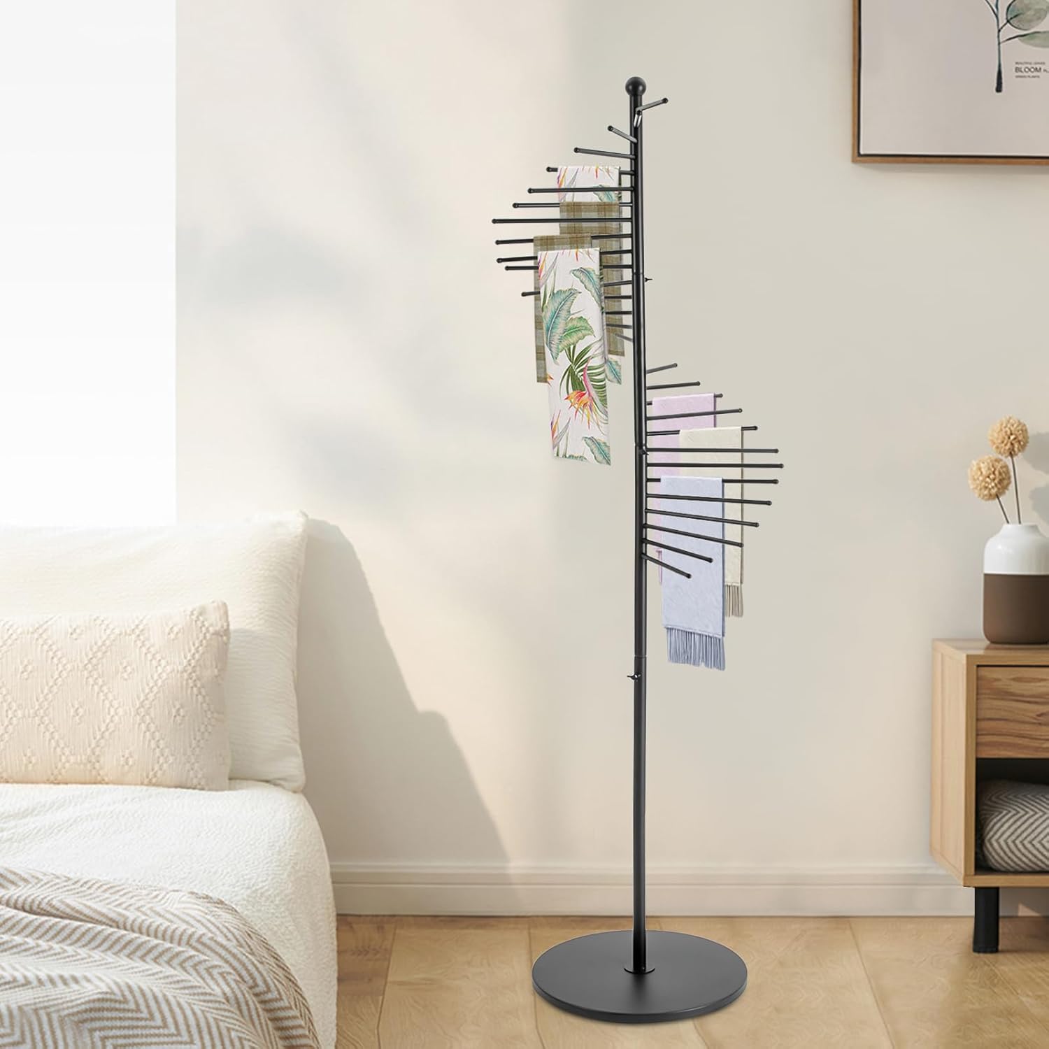 Scarf Display Stand 67" Spiral Scarf Holder Scarf Organizer Hijab Organizer Stand Scarf Hangers for Closet Clothing Store, Scarf Rack (Black)