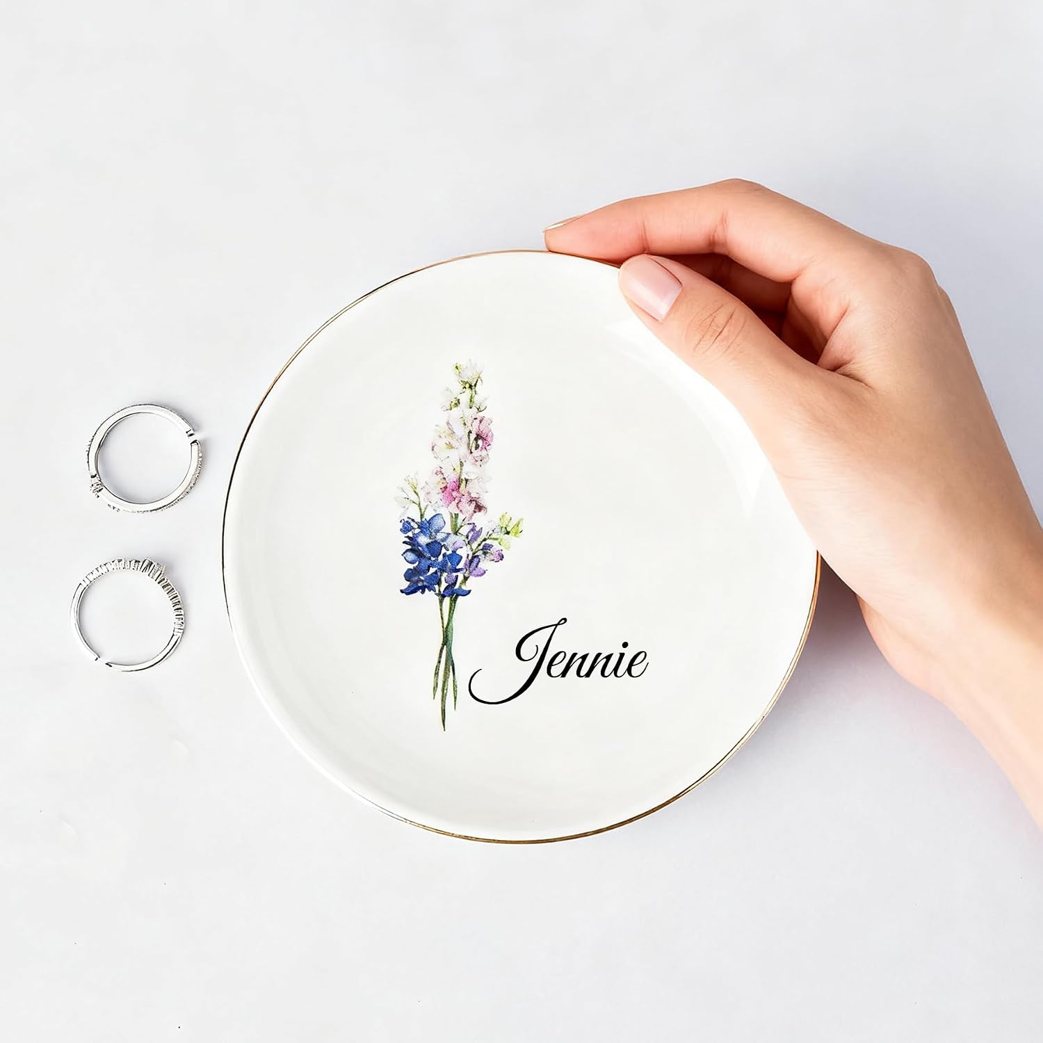 Personalized Birth Flower Jewelry Dish, Custom Floral Name Ring Dish, Trinket Tray for Women Bridesmaid Friends Gift for Birthday, Mother’s Day, Wedding
