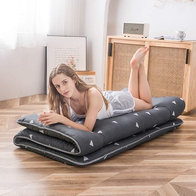 MAXYOYO Japanese Floor Mattress Futon Mattress, 4" Thicken Tatami Mat Sleeping Pad Foldable Roll Up Mat Boys Girls Dormitory Pad Kids Floor Lounger Pillow Bed, Charcoal Grey, Queen Size
