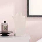 Necklace Bust Display Stand, Necklace Holder, Pendant Chain Necklace Organizer for Women (Beige Velvet, S 1PCS)