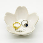 Small Flower Ring Dish Jewlery Tray, Ceramic Jewelry Dish Tray Cute Room Nightstand Decor Trinket Dish Bathroom Ring Holder Jewelry Plate Bowl Christmas Friendship Birthday Gifts for Women Mom