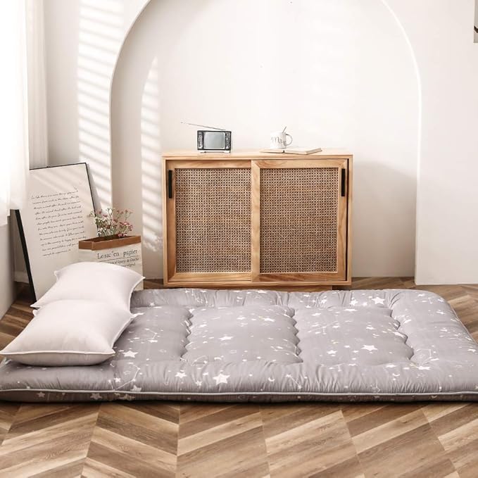 MAXYOYO Japanese Floor Mattress Futon Mattress, 4" Thicken Tatami Mat Sleeping Pad Foldable Roll Up Mat Boys Girls Dormitory Pad Kids Floor Lounger Pillow Bed, Charcoal Grey, Queen Size