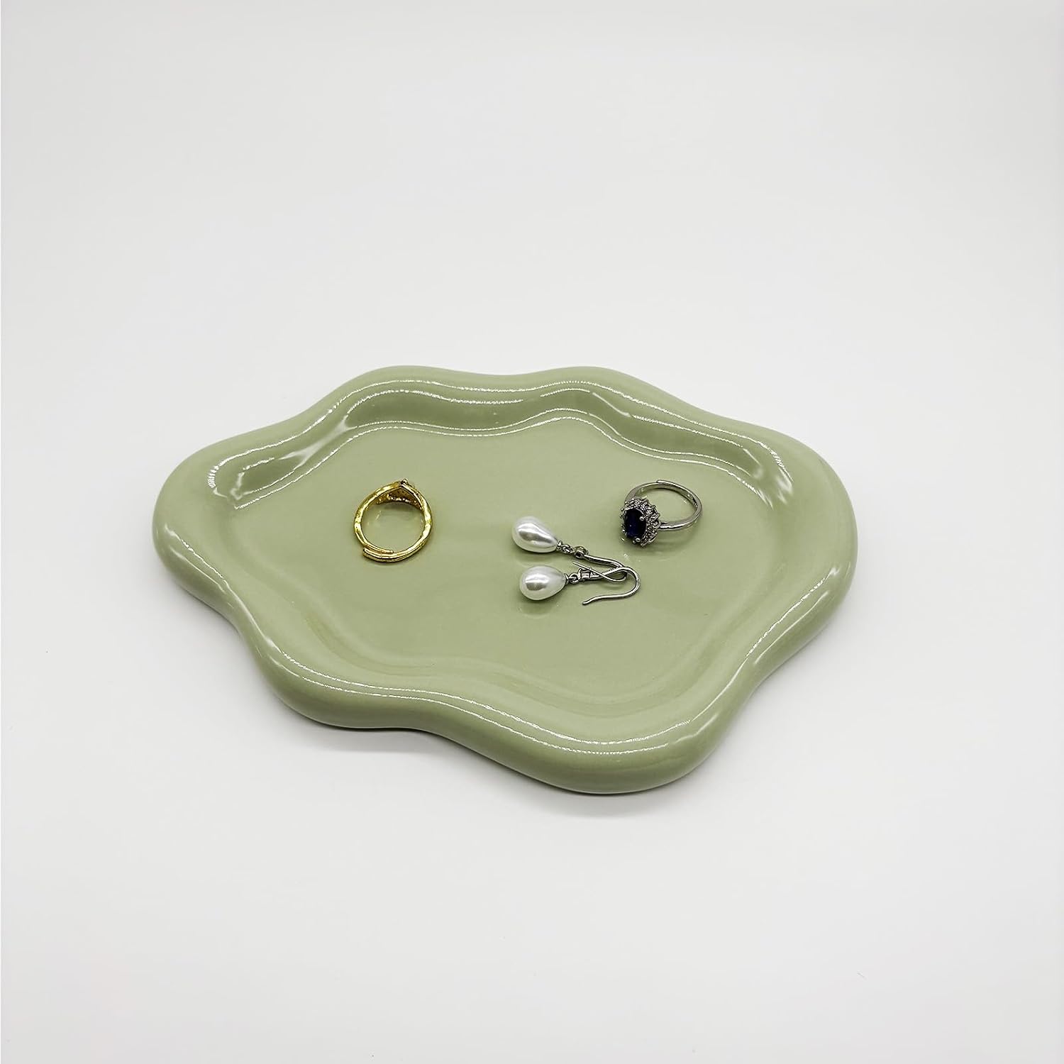 Small Trinket Dish Jewelry Tray for Women, Cute Ceramic Cloud Tray, Jewelry Ring Holder Dish for Keys, Candles, Perfume, Vanity Nightstand Decor Jewelry Plate Bowl, Friendship Birthday Gifts for Mom