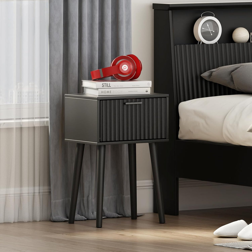 LAATOOREE Nightstands Set of 2, Small Side Table, Bedside Table with Fluted D...