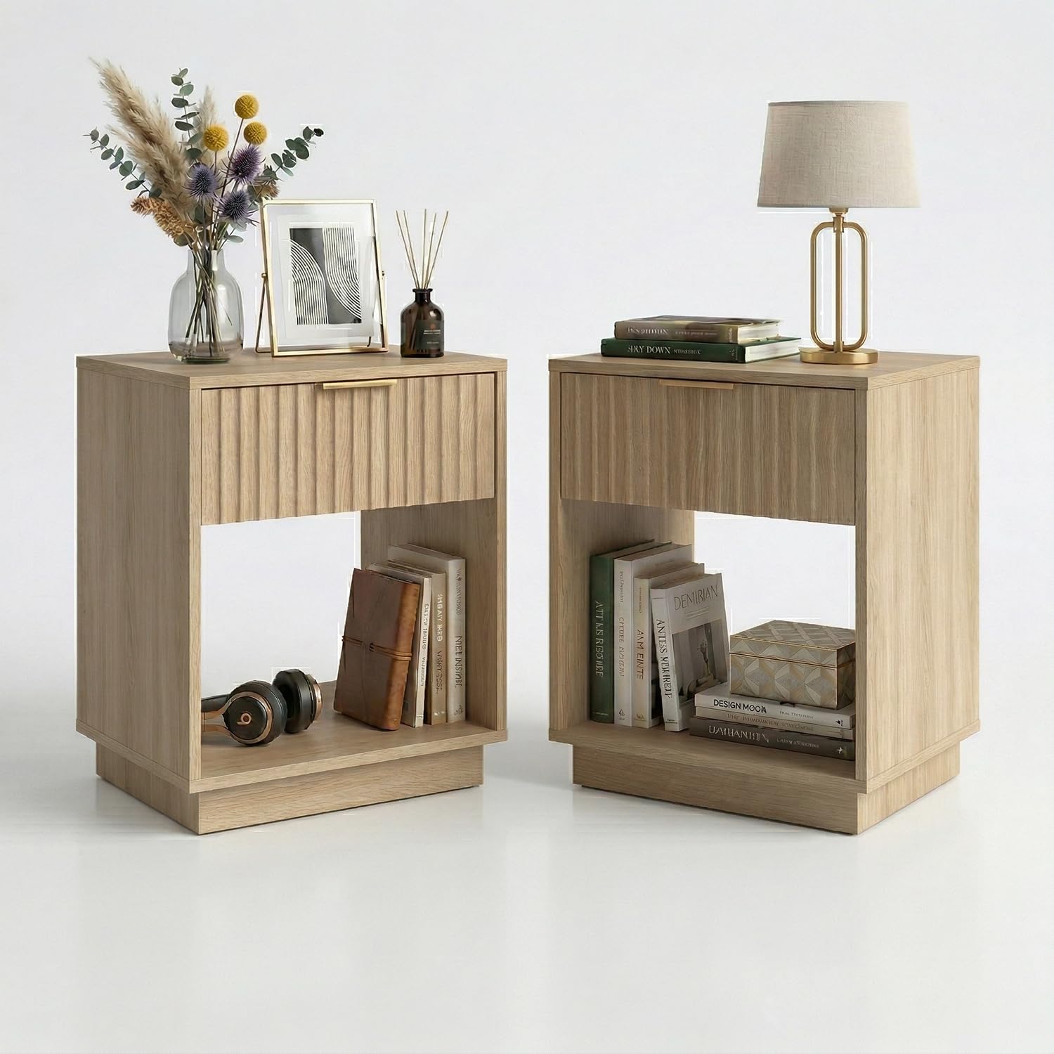 holzart Set of 2 Fluted Wood Nightstands with Hidden Compartment, Modern Oak End Tables with Wavy Drawer and Open Shelf, Boho Bedside Tables for Bedroom, Light Wood