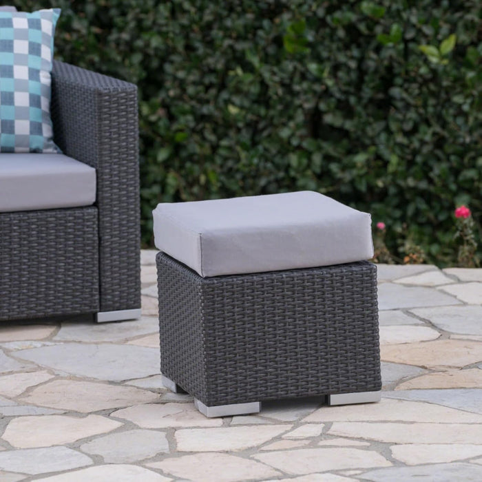 Hassyee PE Rattan Grey Patio Ottoman with Thick Cushions for Poolside, Lawn, Outdoor Square Foot Stool with Iron Frame for Living Room, Garden, Backyard, Classic Footrest