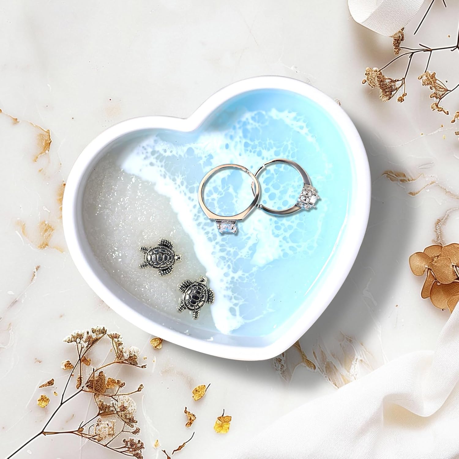 Handmade Resin Ring Dish, Beach Themed Trinket Dish with Couple Sea Turtles | Jewelry Holder for Rings Earrings, Engagement Gifts for Couples & Beach Themed Gifts for Women, Unique Coastal Beachy Decor
