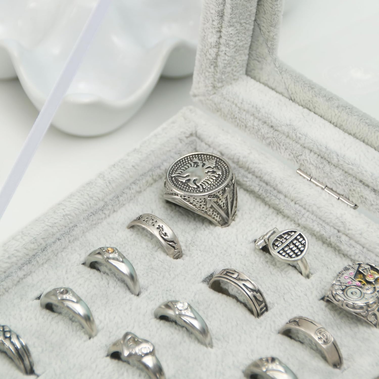Coward Ring Organizer Jewelry Tray Box, Grey Beige Velvet 100 Slots Ring Display Tray Case with Transparent Glass Lid for Home Use or Store Selling Show