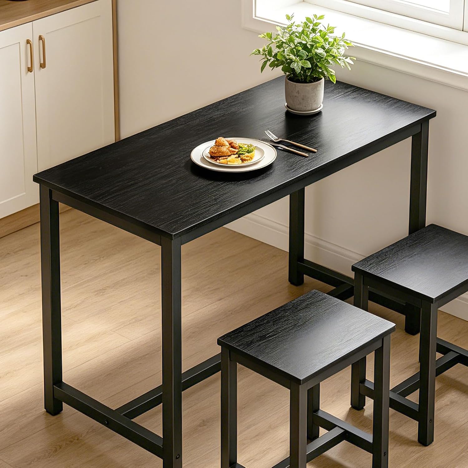 HOOBRO Bar Table, Rectangular Pub Table, 47.2" Counter Height Bar Table, Industrial Bar Height Table, Dining Table for Kitchen, Living Room, Easy to Assemble, Black BB50BT01