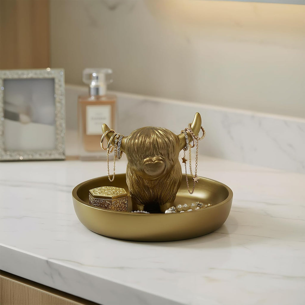 Golden Highland Cow Ring Stand with Circular Dish - Cute Cow Jewelry Organizer Holder, Unique Home Office Desk Decor for Women, Resin Ring Plate Tray Gift (5.9x5.9x3.94 Inches)
