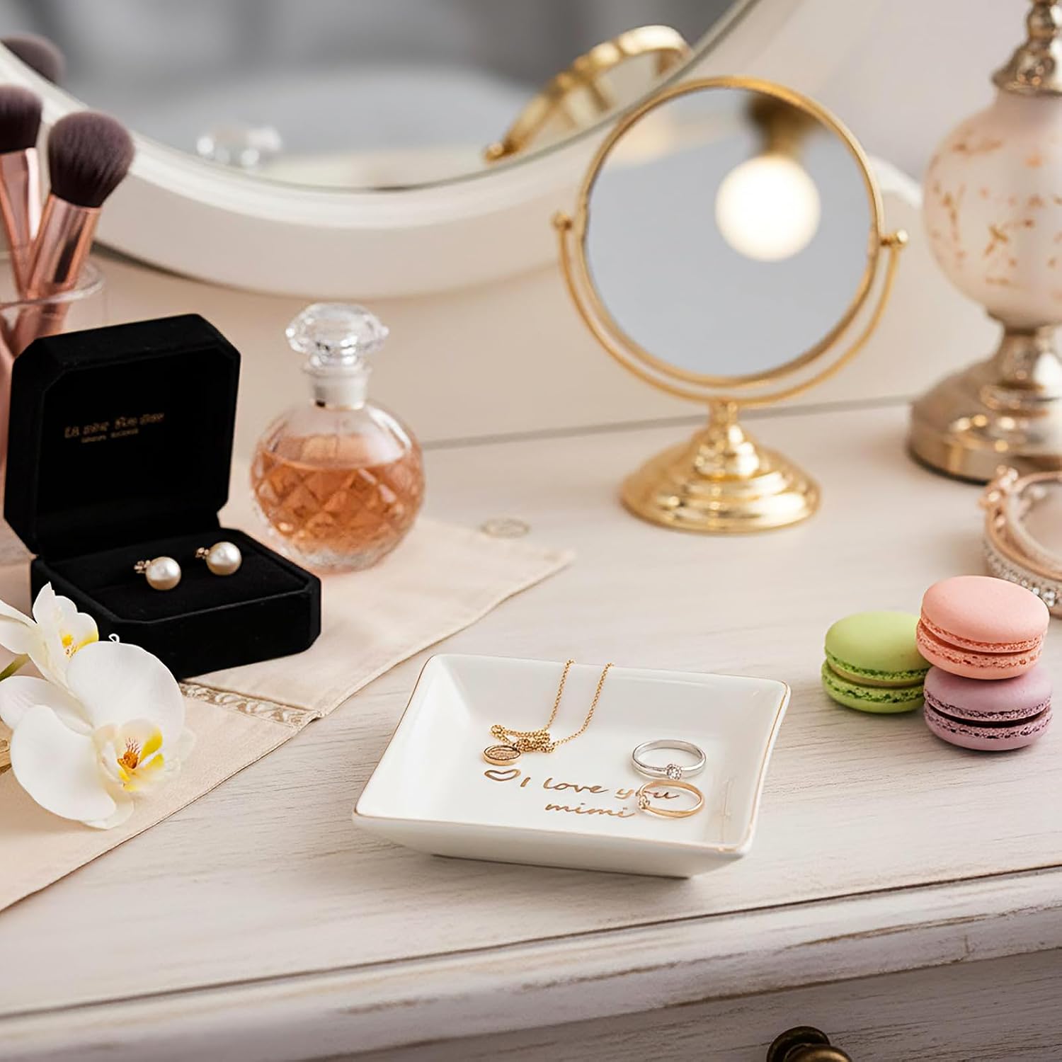 Zonon Mother's Day Ceramic Jewelry Tray with Present Box, Gift for Mom from Daughter I Love You Mom Square Decorative Ring Trinket Dish for Mother's Day Birthday Gift for Women