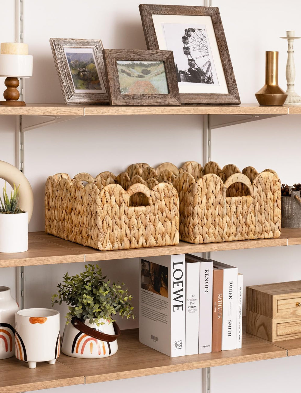 StorageWorks Scalloped Edge Wicker Basket, Hand-woven Rattan Baskets with Bui...