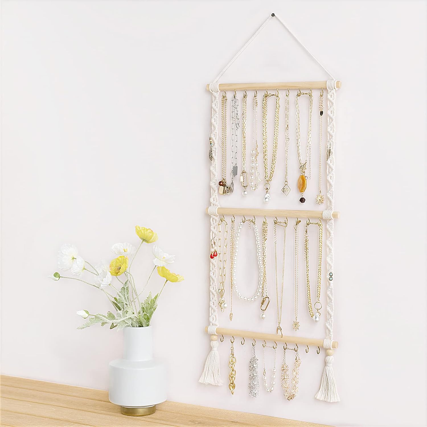 Dahey Hanging Jewelry Organizer Macrame Necklace Holder with 30 Hooks Wall Mounted Jewelry Hanger Over Door Necklace Rack with Tassel for Necklace Bracelet Earring Headband Bow Organizer