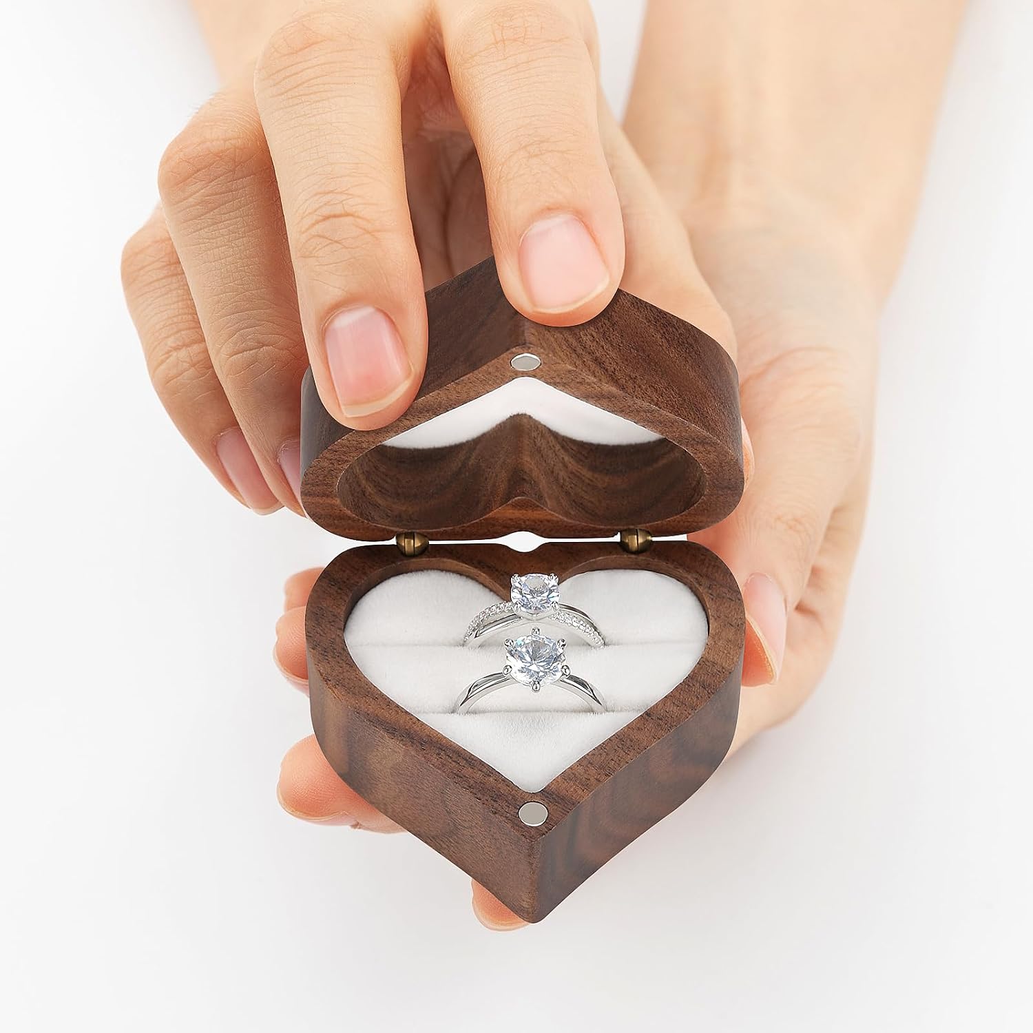 LETURE Wooden Heart Shape Ring Gift Box with Single Slot 2 Slot, Personalized Vintage Wood Jewelry Box for Proposal Engagement Wedding Ceremony Anniversary (White -2 Slot)