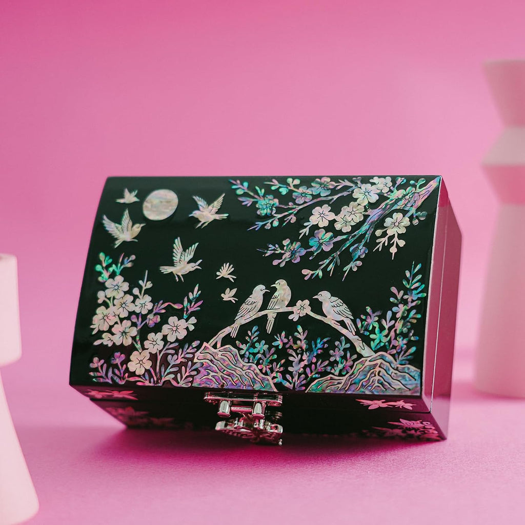 Mother of Pearl Small Jewelry Ring Box - Gifts for best friends women, Thank you gifts, mom birthday gifts, Friendship Women Gifts Trinkets Keepsake Treasure box (Black-Birds)