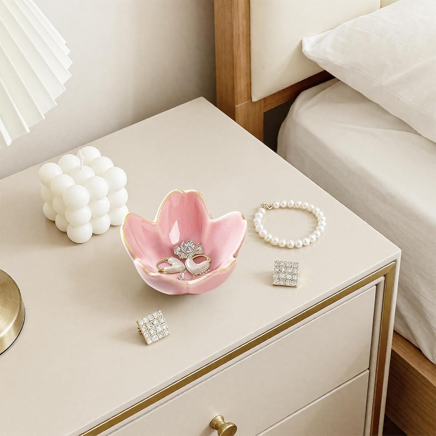 Jewelry Dish Birthday Christmas Gifts For Women Ceramic Ring Holder Jewelry Tray Vanity Organizer Pink Room Decor Aesthetic Dorm Bathroom Decor Decorative Trinket Dish for Rings Earrings Necklaces