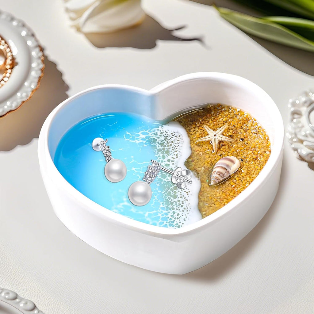 Handmade Resin Jewelry Dish for Rings Earrings Necklaces | Seashell Coastal Ocean Decor Ring Dish, Beach Gifts for Women, Unique Birthday Holiday Gifts for Wife Girls Friends
