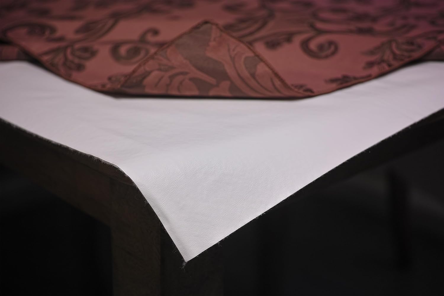 Yourtablecloth Deluxe Cushioned Heavy Duty Table Pad with Flannel Backing 52" X 90"Rectangle White