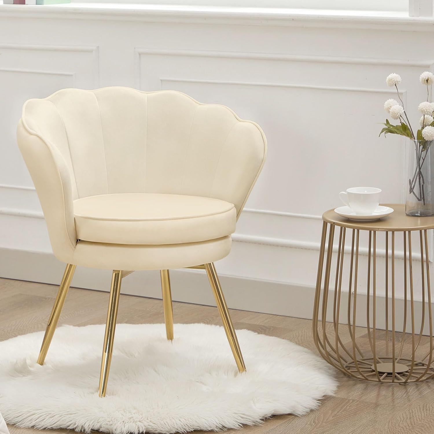 Czlolo Velvet Vanity Chair with Back, Mid-Century Modern Small Accent Chair for Living Room, Golden Metal Legs Upholstered Makeup Chair, 1Pcs Bedroom Armchair, Beige