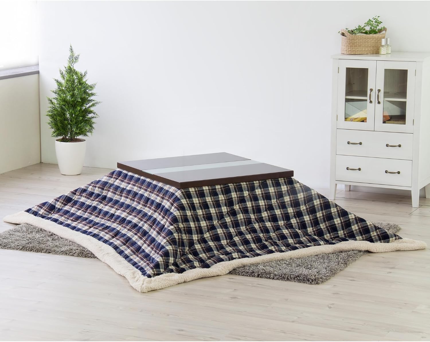 AZUMAYA Kotatsu Futon Comforter Square Shape W75 x D75 Inches, Polyester Fabric Material, Home and Living, Navy Checked Design KK-103BL, This Order Comes only Futon Comforter