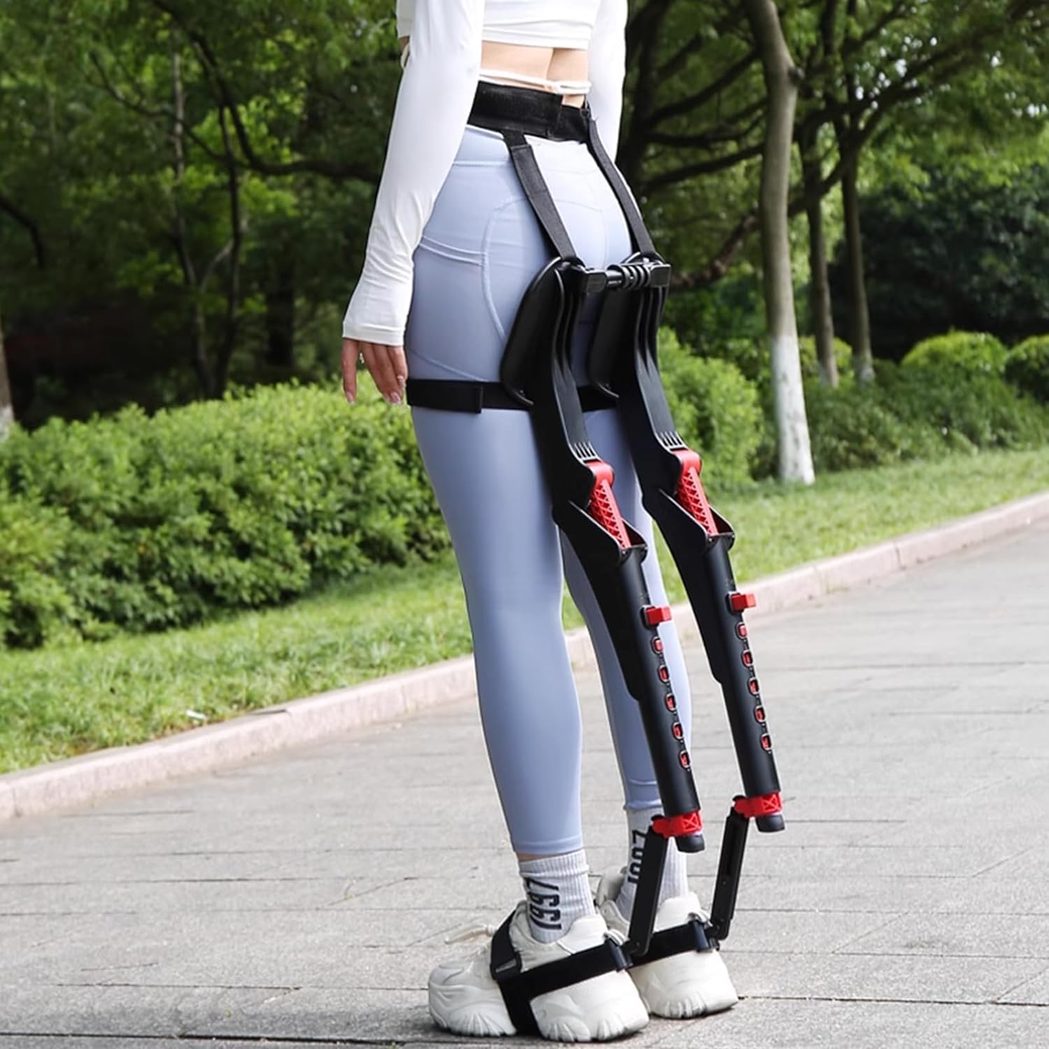 Adjustable Chairless Wearable Invisible Chair,Invisible Chair Wearable Exoskeleton Human Wearable Seat,Anywhere Camping Folding Stool Withstands 150kg,Black