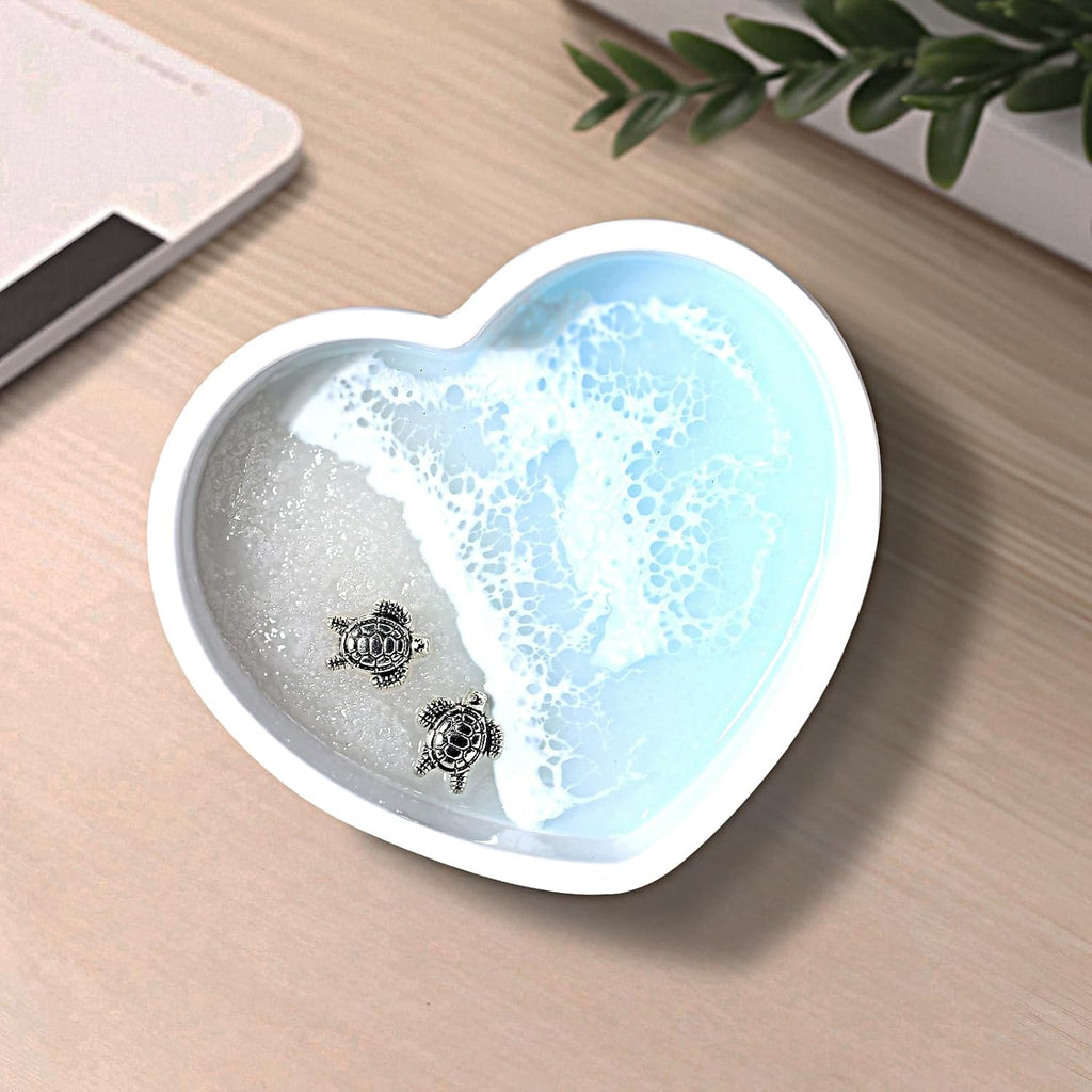 Handmade Resin Ring Dish, Beach Themed Trinket Dish with Couple Sea Turtles | Jewelry Holder for Rings Earrings, Engagement Gifts for Couples & Beach Themed Gifts for Women, Unique Coastal Beachy Decor