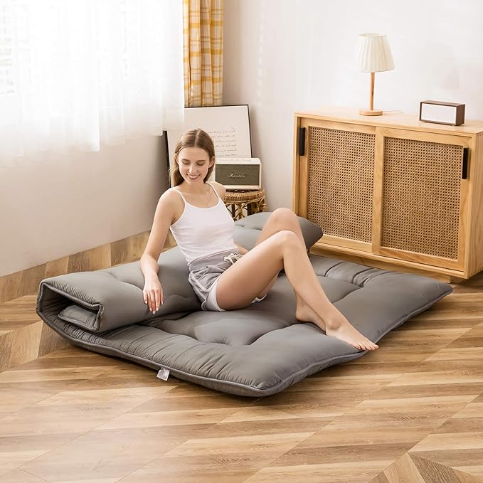 MAXYOYO Japanese Floor Mattress Futon Mattress, 4" Thicken Tatami Mat Sleeping Pad Foldable Roll Up Mat Boys Girls Dormitory Pad Kids Floor Lounger Pillow Bed, Charcoal Grey, Queen Size