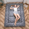 MAXYOYO Japanese Floor Mattress Futon Mattress, 4" Thicken Tatami Mat Sleeping Pad Foldable Roll Up Mat Boys Girls Dormitory Pad Kids Floor Lounger Pillow Bed, Charcoal Grey, Queen Size