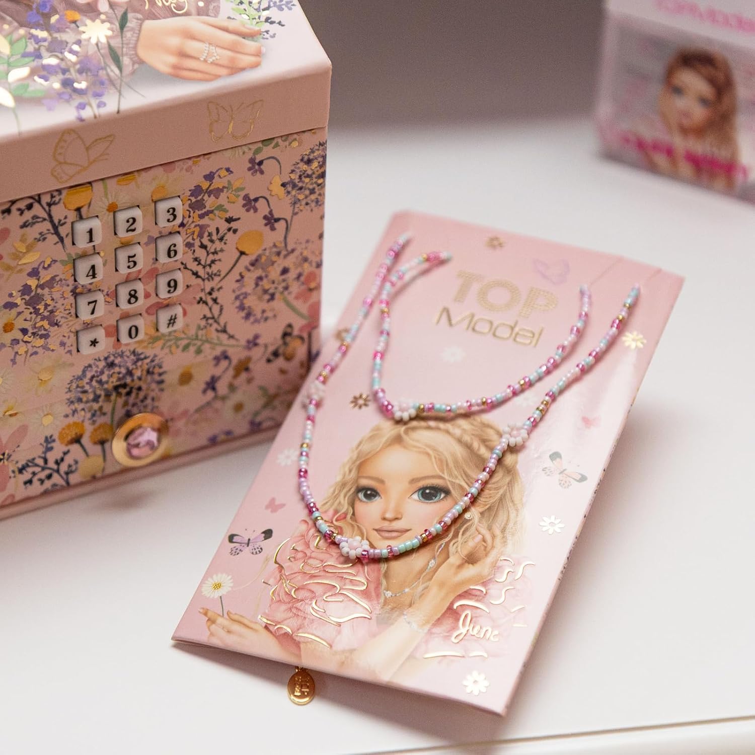 Depesche TOPModel Summer Feeling 13579 Large Jewellery Box in Pink with Model Motif and Floral Details, Jewellery Box with Code, Sound and Mirror