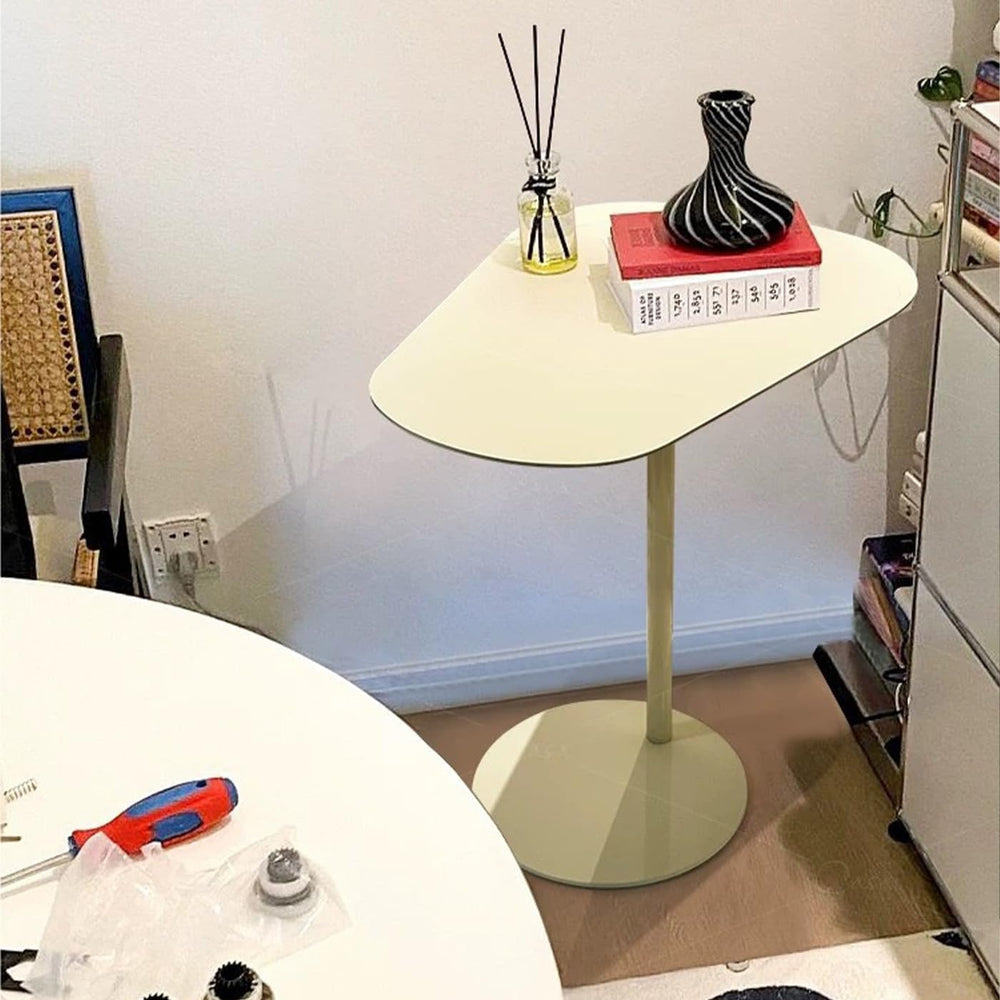 C-Shaped Side End Table, C Table for Sofa Couch Modern End Table Small TV Tra...