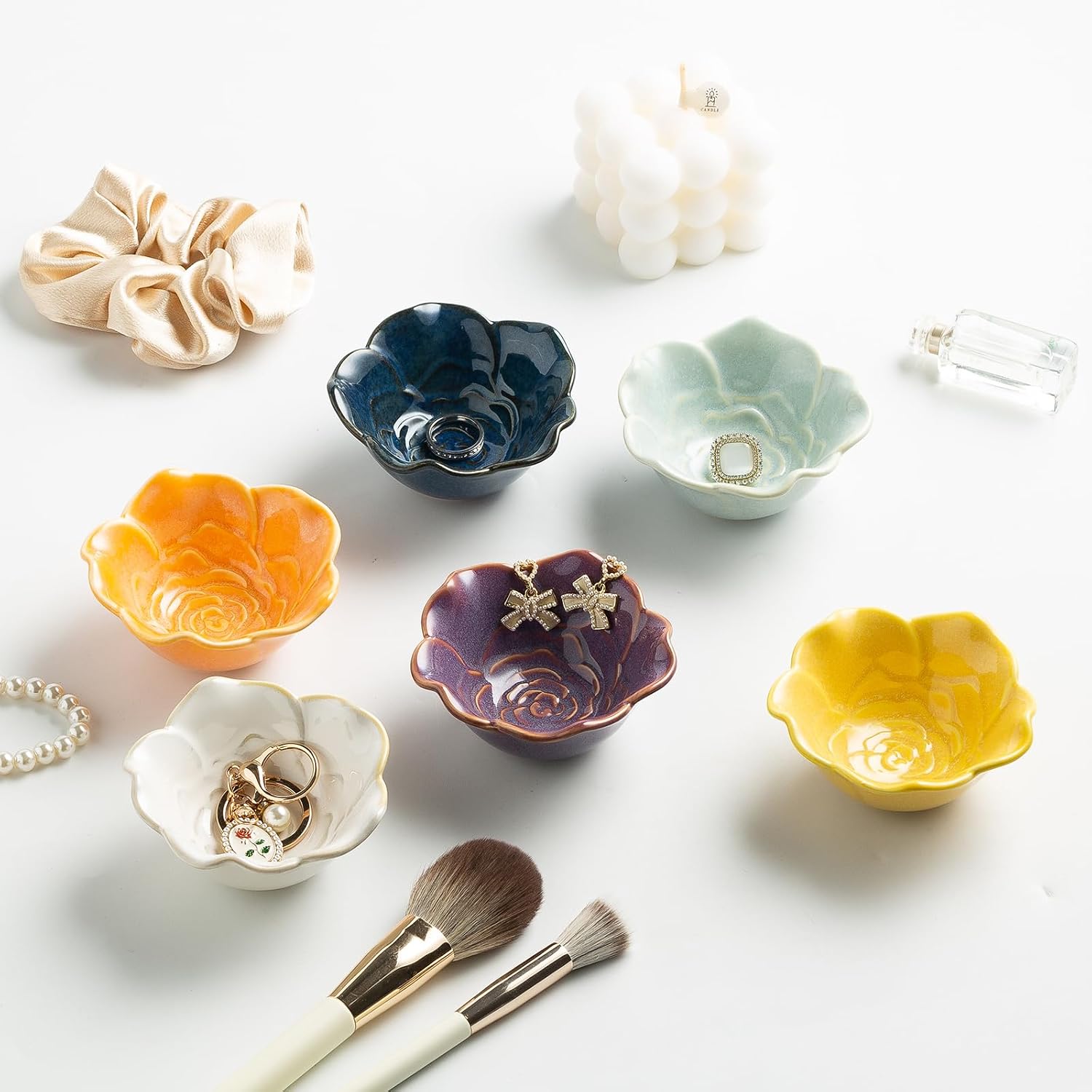 Mecaikru Ceramic Flower Jewelry Dish, 3.5 in Ring Tray with Gift Box & Card | Open flower shape keeps rings, earrings and necklaces visible while making items easy to pick up.