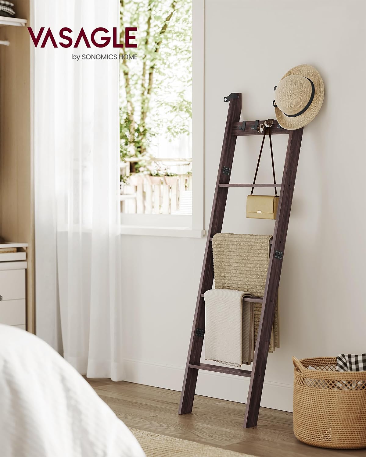 VASAGLE CUSTOS Collection - Blanket Ladder Shelf, 5-Tier Ladder Rack for Storage and Decor with 4 Removable Hooks, Decorative Farmhouse for the Living Room, Maroon Brown ULLS028K01